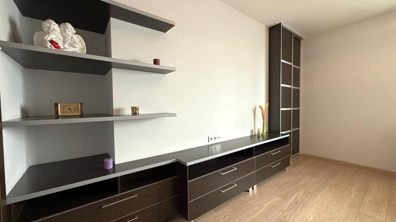 Sosnovaya gorka Apartment Kharkiv Bagian luar foto