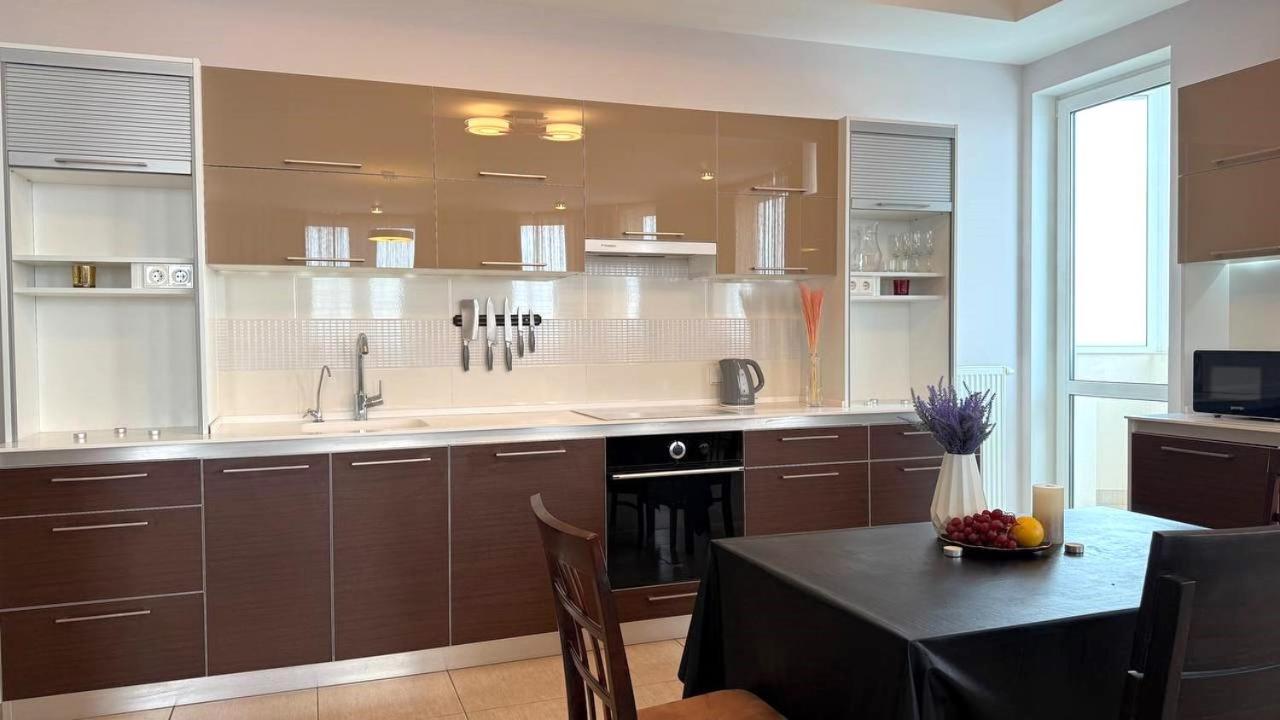 Sosnovaya gorka Apartment Kharkiv Bagian luar foto