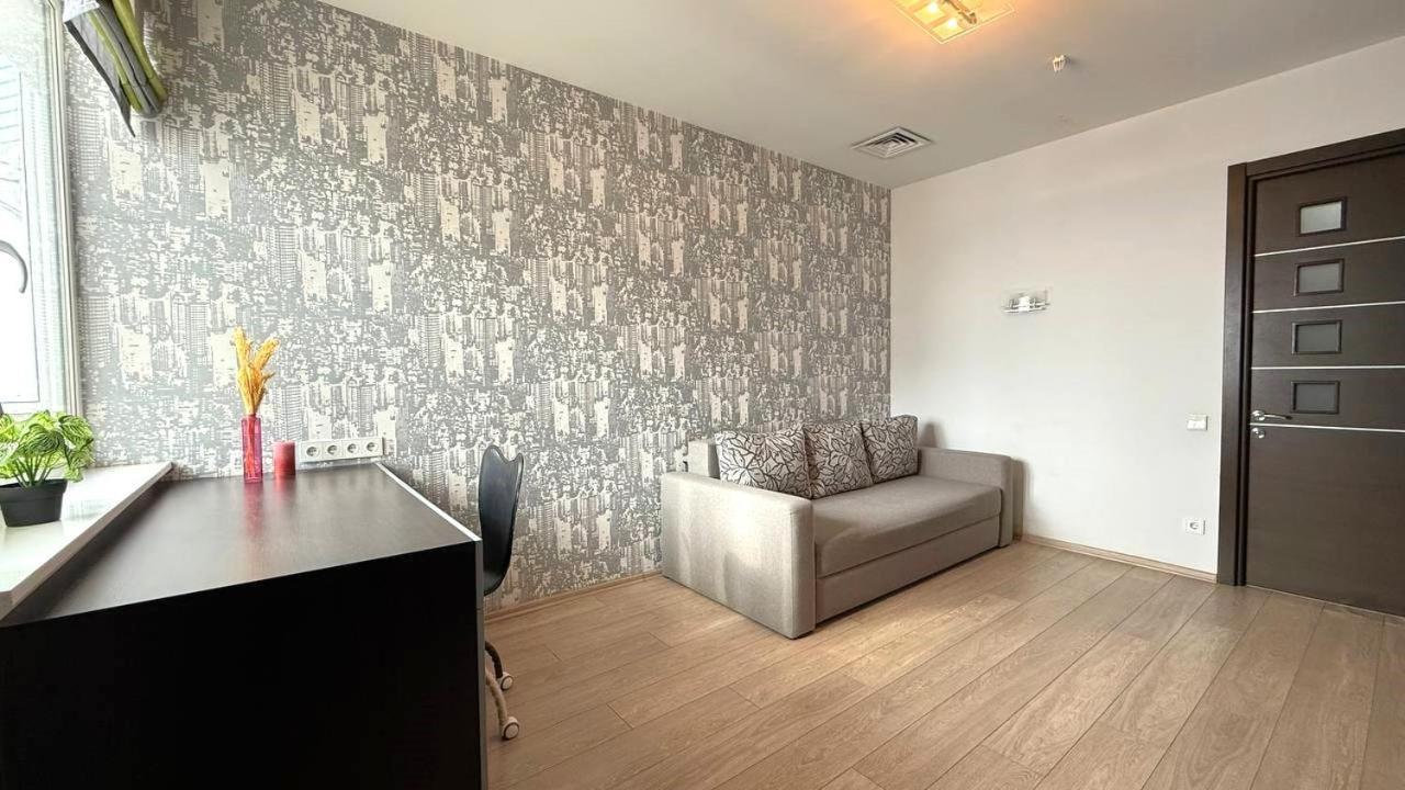 Sosnovaya gorka Apartment Kharkiv Bagian luar foto